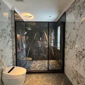 Báo Giá Lắp Đặt Vách Kính Nhà Tắm 135 Độ Theo Kích Thước Yêu Cầu PTK02