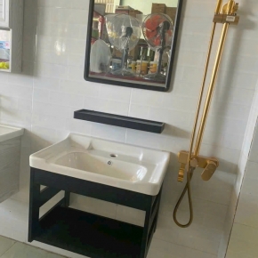 Kệ Treo LaVaBo Kèm Gương Vuông KG-K2 (60*47cm)