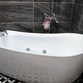 Bồn Tắm Ô Voang Massge BT10